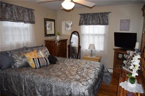 29 Country Rd, Woonsocket, RI 02895 photo 18