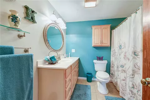 1307 Brookhaven Ln, Woonsocket, RI 02895 photo 13
