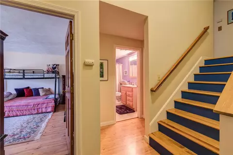 1307 Brookhaven Ln, Woonsocket, RI 02895 photo 14