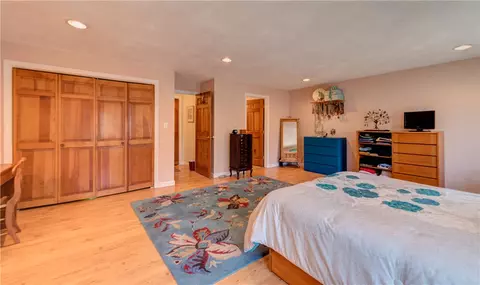 1307 Brookhaven Ln, Woonsocket, RI 02895 photo 10