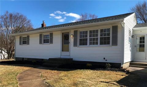 5 Dawn Ln, Coventry, RI 02816 photo 1