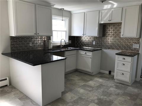 5 Dawn Ln, Coventry, RI 02816 photo 4