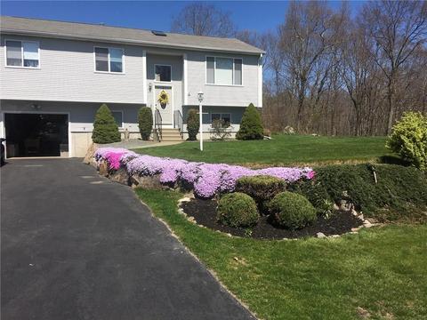 63 Eagle Dr, Hope, RI 02831 photo 1