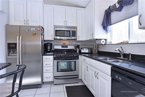 63 Eagle Dr, Hope, RI 02831 photo 5
