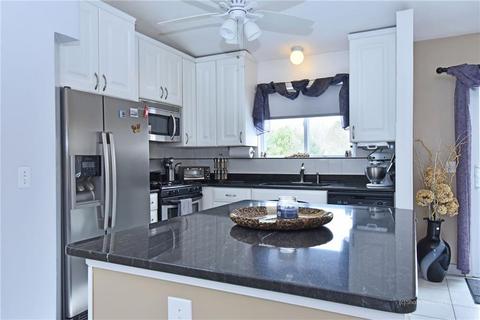 63 Eagle Dr, Hope, RI 02831 photo 4