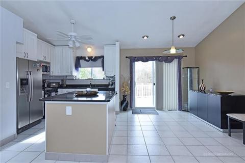 63 Eagle Dr, Hope, RI 02831 photo 3