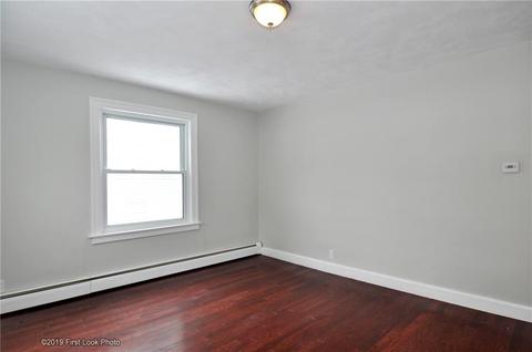665 Mendon Rd, Woonsocket, RI 02895 photo 12