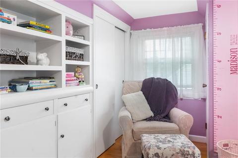 69 Myrtle Ave, Warwick, RI 02886 photo 13