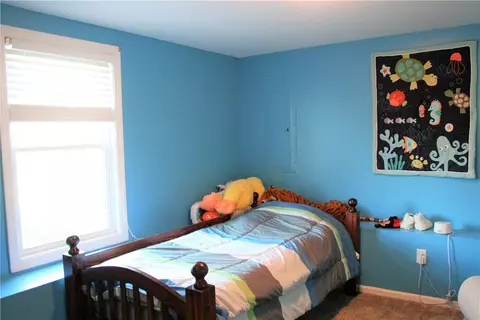 83 Carder Rd, Warwick, RI 02889 photo 16