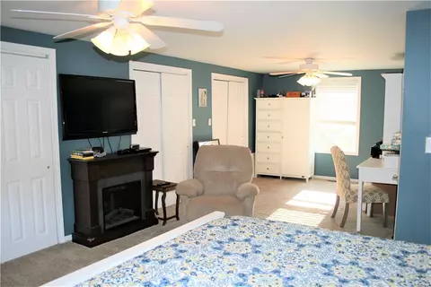 83 Carder Rd, Warwick, RI 02889 photo 10