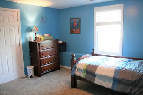 83 Carder Rd, Warwick, RI 02889 photo 18