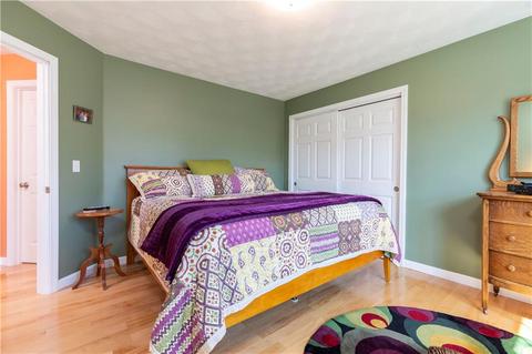 65 Boylston St, Warwick, RI 02889 photo 11