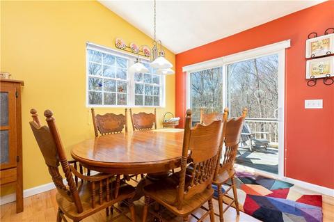 65 Boylston St, Warwick, RI 02889 photo 8