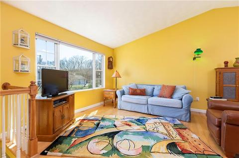 65 Boylston St, Warwick, RI 02889 photo 6