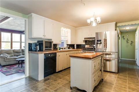 3 Rodney Rd, Warwick, RI 02889 photo 9