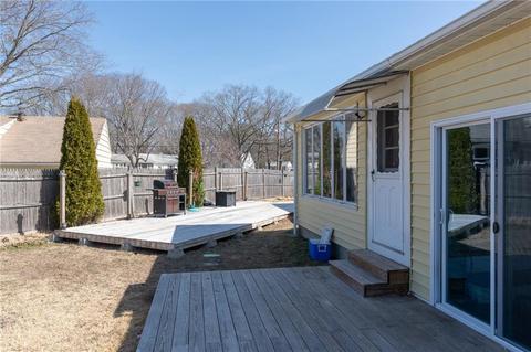 3 Rodney Rd, Warwick, RI 02889 photo 5