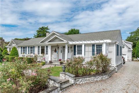 17 Champlin Dr, Westerly, RI 02891 photo 2