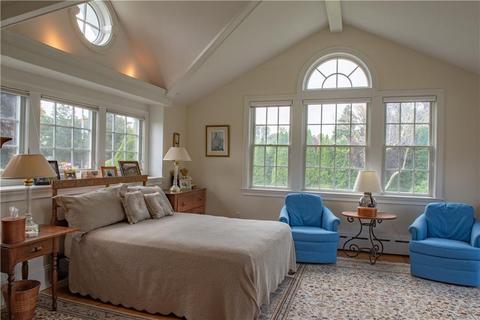 17 Champlin Dr, Westerly, RI 02891 photo 17