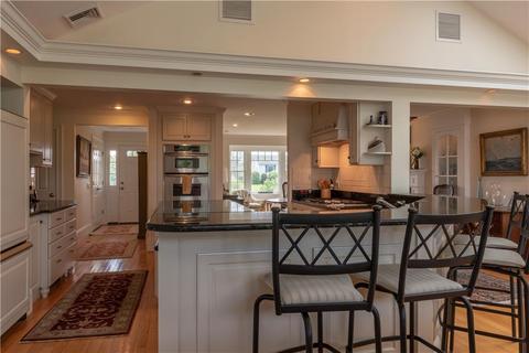 17 Champlin Dr, Westerly, RI 02891 photo 8