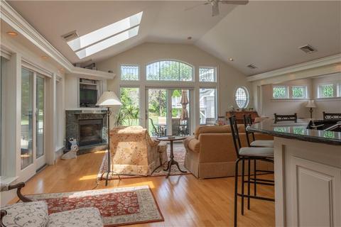 17 Champlin Dr, Westerly, RI 02891 photo 10