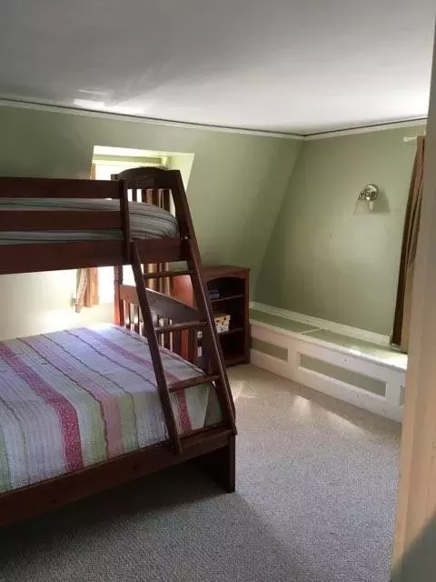 87 Everleth Ave, Warwick, RI 02888 photo 12