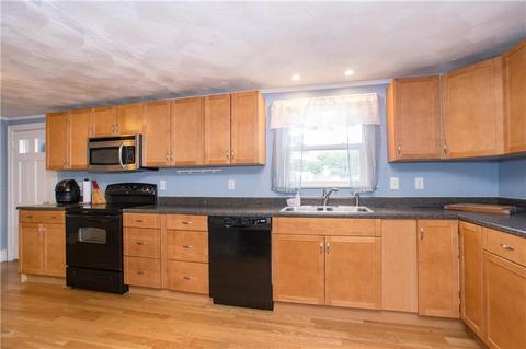 55 Heath Ave, Warwick, RI 02888 photo 12