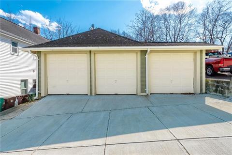 55 Glen Rd, Woonsocket, RI 02895 photo 4