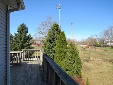 343 Knight St, Woonsocket, RI 02895 photo 23