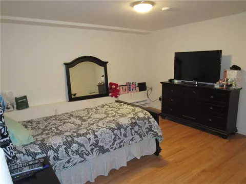 343 Knight St, Woonsocket, RI 02895 photo 16