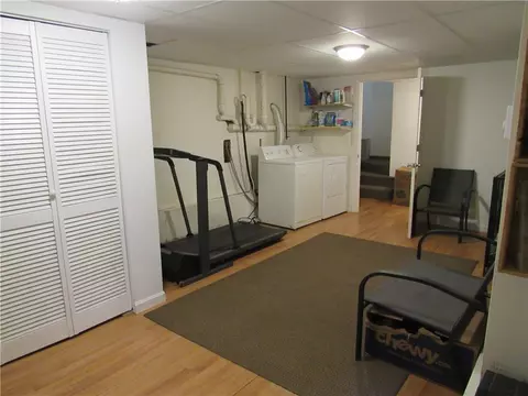 343 Knight St, Woonsocket, RI 02895 photo 14