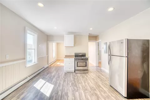193 Burnside Ave, Woonsocket, RI 02895 photo 9