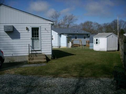 145 Pinnery Ave, Warwick, RI 02886 photo 2
