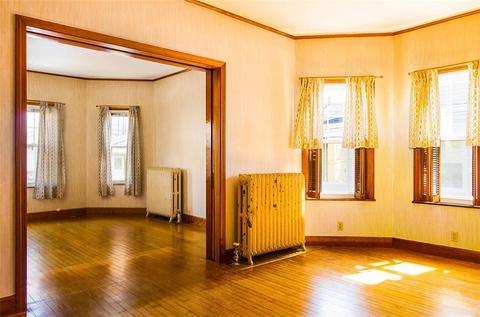 465 Coggeshall St, Fall River, MA 02721 photo 6