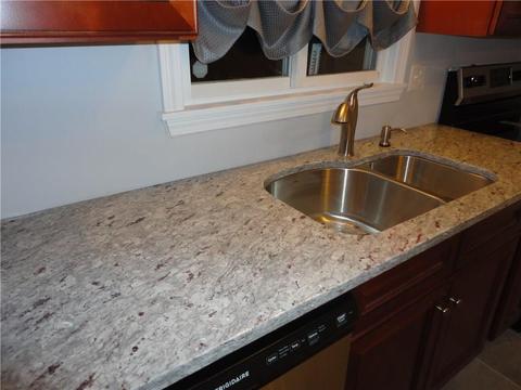 36 Cliffe Ave, Woonsocket, RI 02895 photo 4