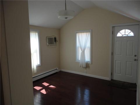 36 Cliffe Ave, Woonsocket, RI 02895 photo 6
