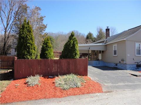 36 Cliffe Ave, Woonsocket, RI 02895 photo 2