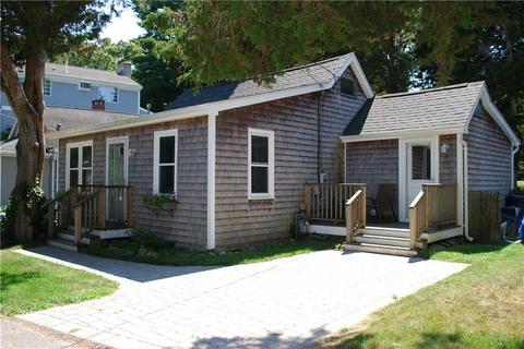 11 Everett Ave, Bristol, RI 02809 photo 1