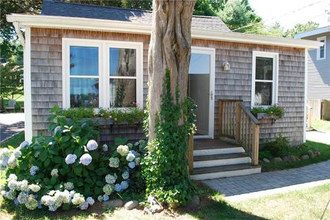11 Everett Ave, Bristol, RI 02809 photo 4