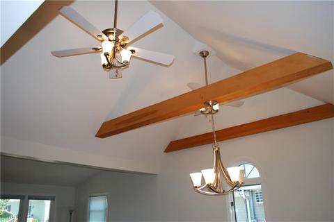 11 Everett Ave, Bristol, RI 02809 photo 10