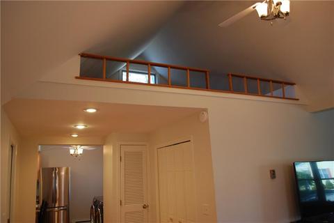 11 Everett Ave, Bristol, RI 02809 photo 9