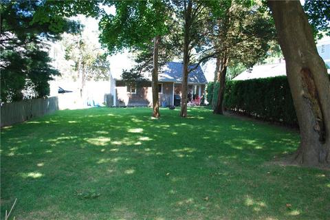 11 Everett Ave, Bristol, RI 02809 photo 19