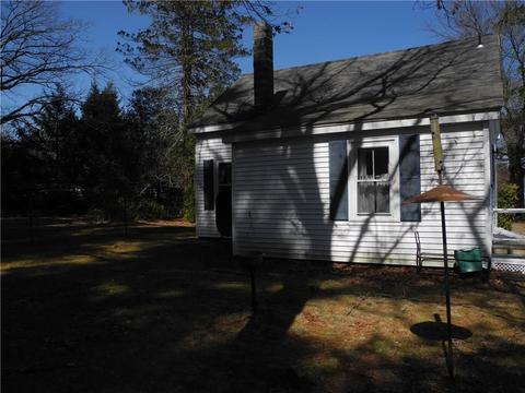 10 Vale St, Coventry, RI 02816 photo 4
