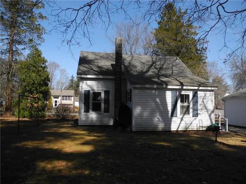 10 Vale St, Coventry, RI 02816 photo 3