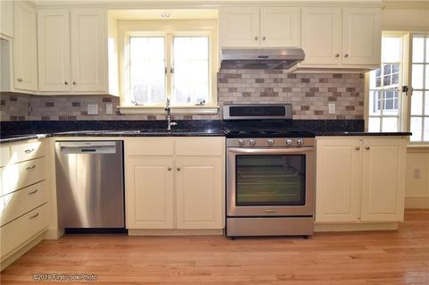 200 Ferry Rd, Bristol, RI 02809 photo 14