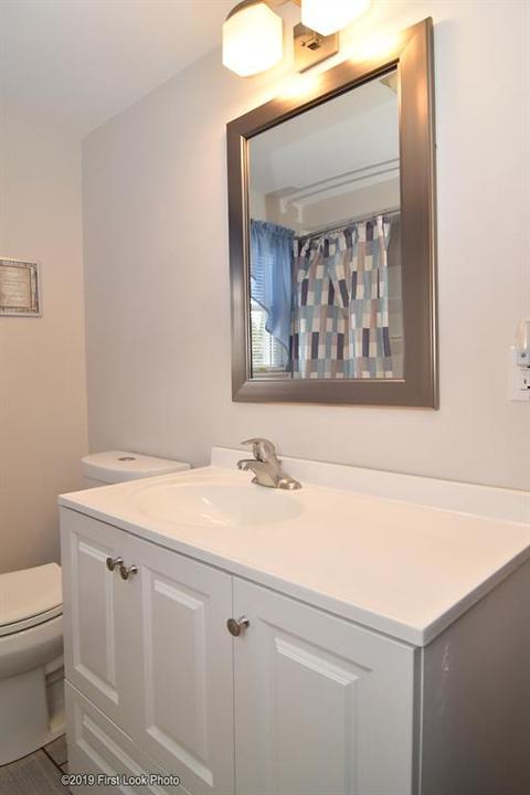 331 Manolla Ave, Warwick, RI 02888 photo 17