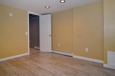 331 Manolla Ave, Warwick, RI 02888 photo 24