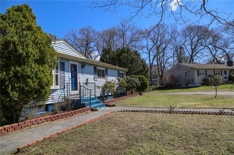 61 Marigold Dr, Warwick, RI 02889 photo 6