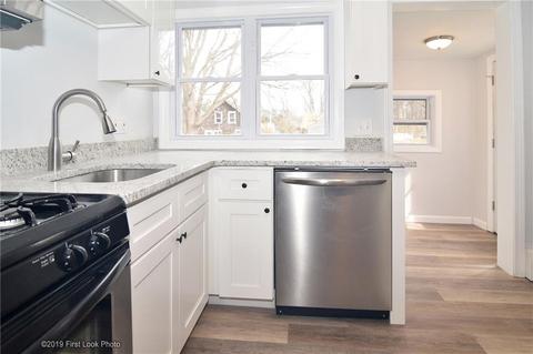 16 Middle St, Warren, RI 02885 photo 6