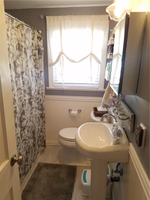 69 Merle St, Warwick, RI 02889 photo 11