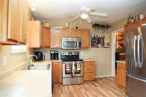 176 Joffre Ave, Woonsocket, RI 02895 photo 3